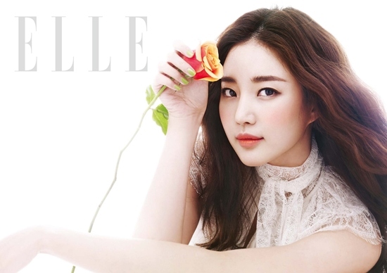 金莎朗 ELLE