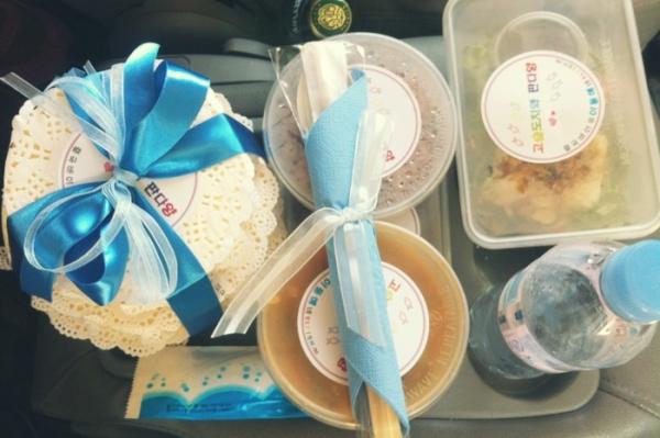 東海收到粉絲們應援食物 東海收到粉絲們應援食物