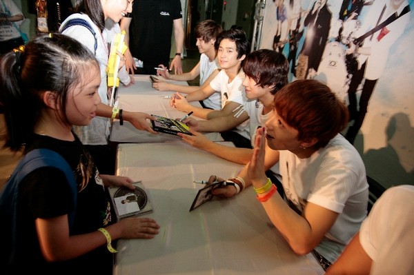 FTIsland PLAY in Taiwan