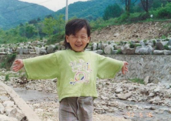 Him Chan 小時候
