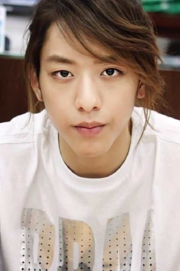 CNBLUE 李正信 推特