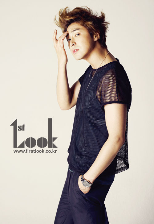 1st Look 畫報 — 允浩