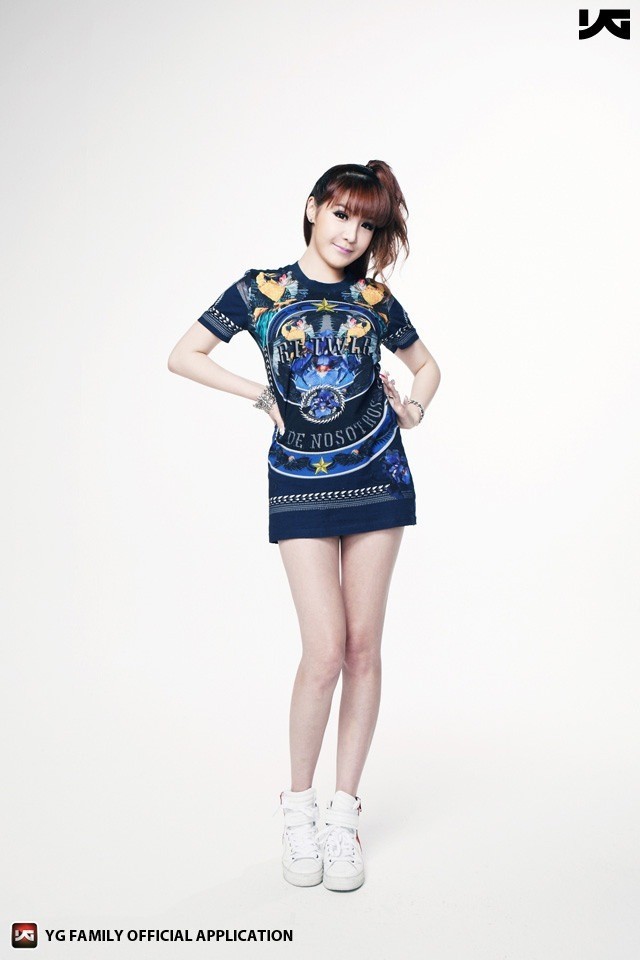 2NE1 朴春
