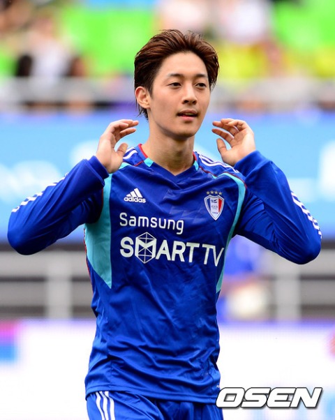 FC MEN 金賢重