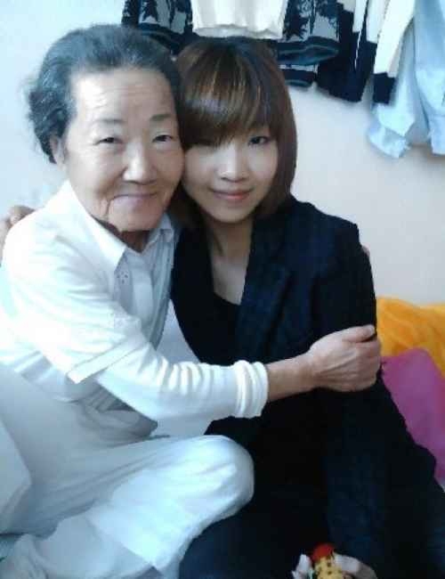 Minzy 奶奶