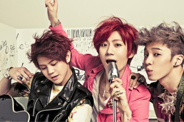 BEAST (耀燮、起光、賢勝)