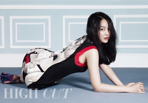 新慜娥 High Cut