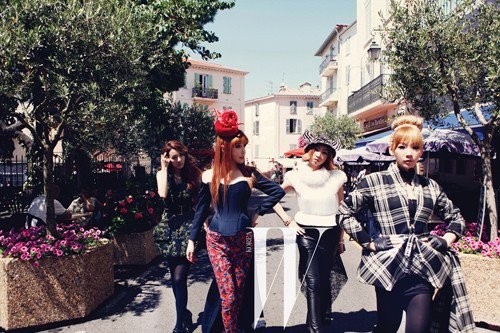 2NE1
