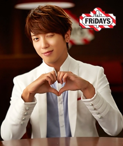 CNBLUE x Fridays 容和