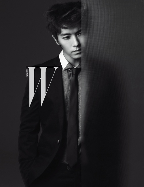 東海 W Korea 畫報