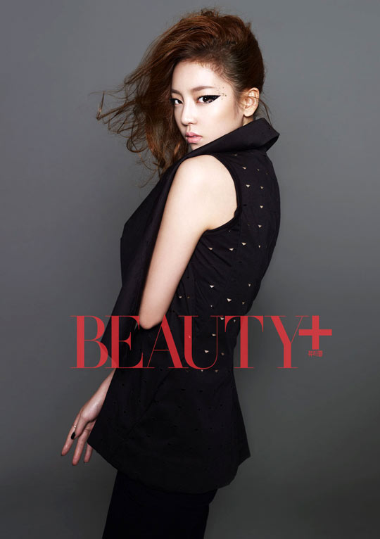 具荷拉 Beauty+ 畫報