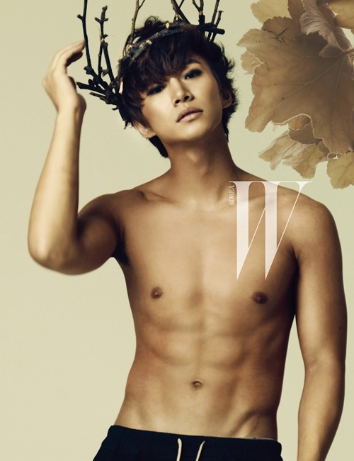 俊昊 W Korea 畫報