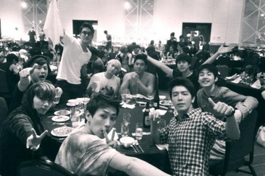 Super Junior 演唱會後聚餐