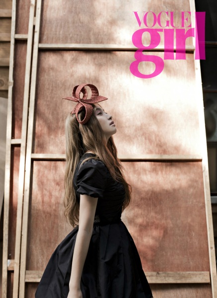 f(x) Victoria VOGUE Girl 3