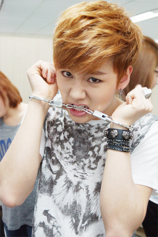 BTOB 鎰勳 BTOB 鎰勳