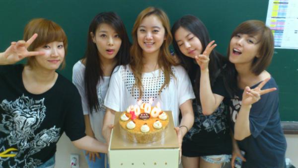 Wonder Girls 慶祝2000日 Wonder Girls 慶祝2000日
