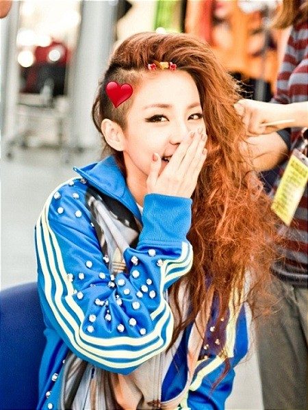 2NE1 Dara me2day