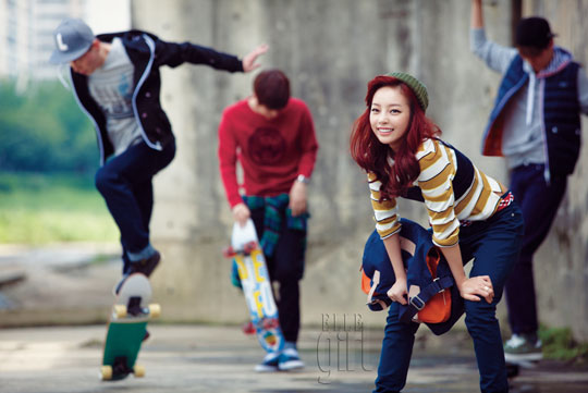 Kara 具荷拉 ELLE Girl 