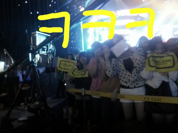 FTIsland 李洪基 拍粉絲
