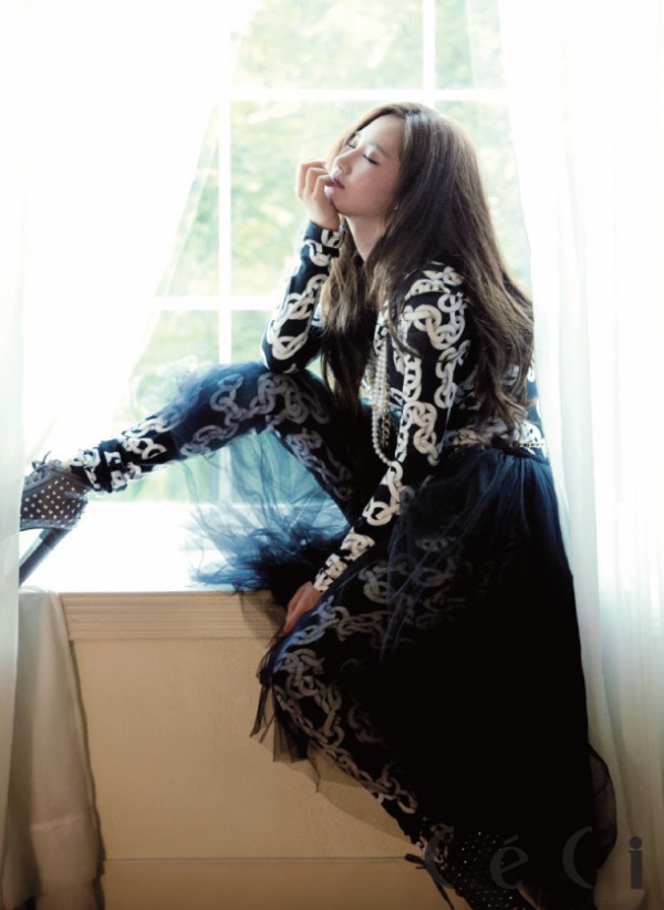 Yuri - 2012 CeCi 9月號 Yuri - 2012 CeCi 9月號
