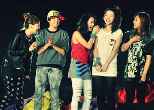 f(x) (Sulli me2day 照)
