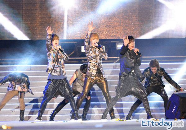 120908 - 台南國際友好音樂節 - EXO-M