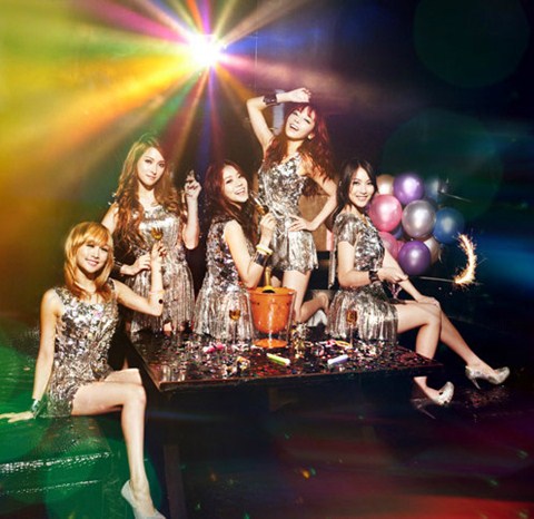 Kara 第七張日單 Electric Boy (概念照) Kara 第七張日單 Electric Boy (概念照)