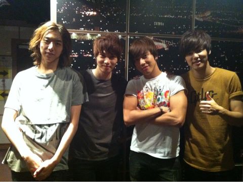 CNBLUE (英國演唱會) CNBLUE (英國演唱會)