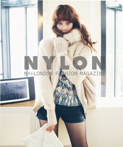 吳漣序 (吳妍書) NYLON 10月號
