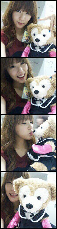 Tiffany (四格自拍)