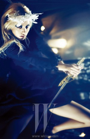 閔孝琳 W Korea 4