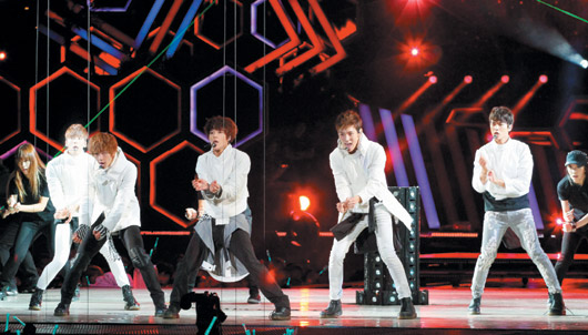 SHINee SHINee