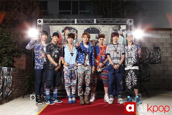 BTOB 粉絲合照活動