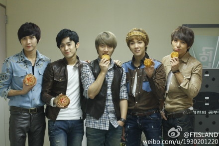 FTIsland 微博第一張照片