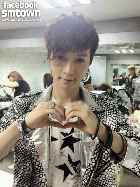 EXO-M LAY
