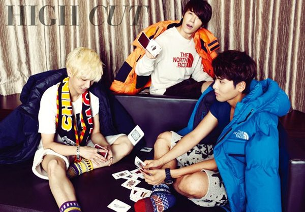 Super Junior (High Cut Vol.88)