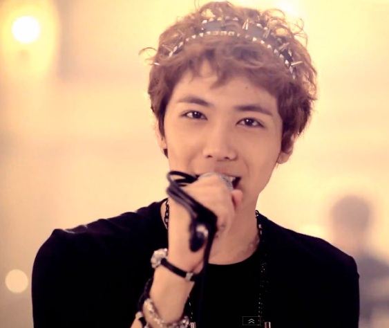 FTIsland 李洪基 (MV 截圖)