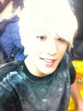 B.A.P 鐘業 B.A.P 鐘業