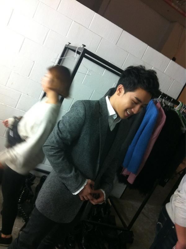 G-Dragon 偷拍 勝利