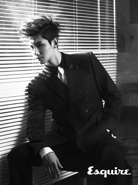 東方神起 Esquire 畫報 昌珉