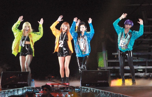 2NE1 台北演唱會
