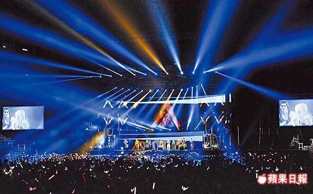 2NE1 台北演唱會 (蘋果日報)