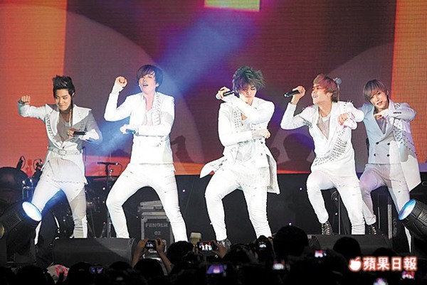 F.Cuz (121124)