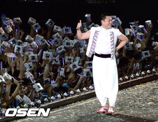 Psy 舞台裝
