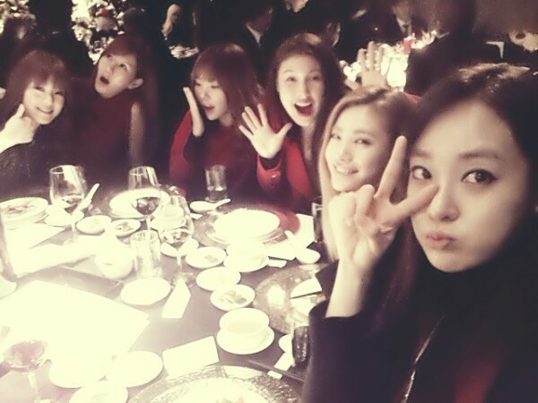 珠妍,貝嘉,NANA,Raina,正雅和Lizzy