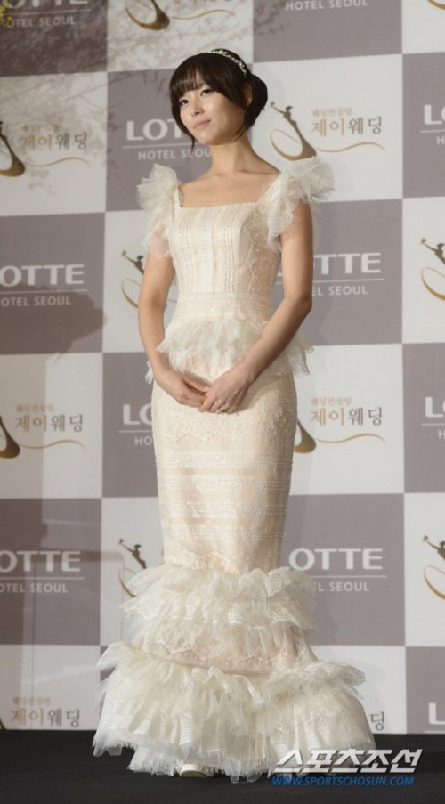 先藝 結婚典禮記者會