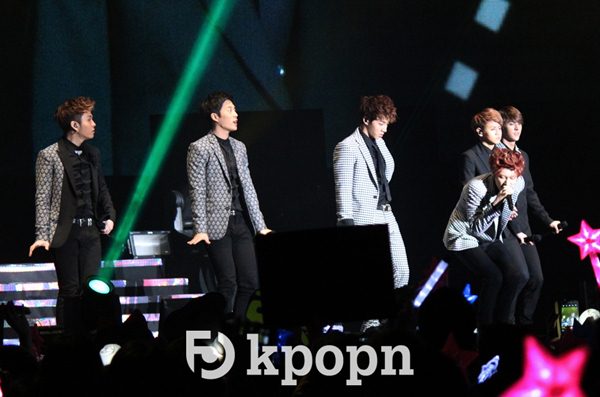 香港 AIA K-Pop 演唱會 - BEAST