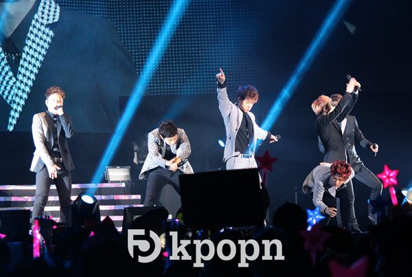 香港 AIA K-Pop 演唱會 - BEAST