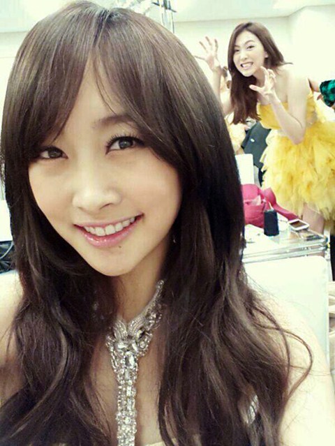 Nicole / 知英 (智英) Nicole / 知英 (智英)