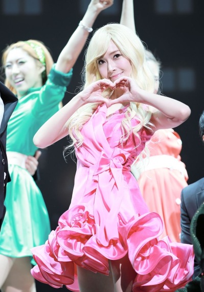 Jessica 金法尤物